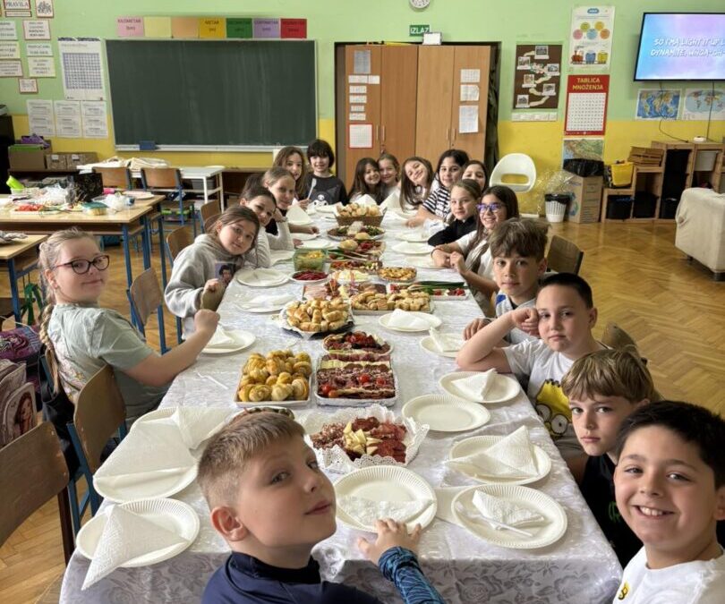 Blagdansko raspoloženje stiglo je i u naš produženi boravak!